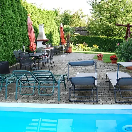 Penzion Barackvirag Vendeghaz