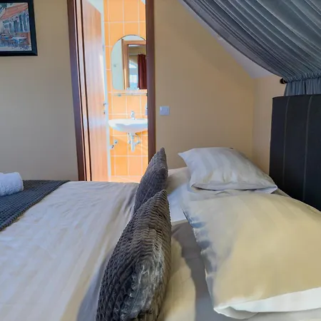 Penzion Barackvirag Vendeghaz 3*