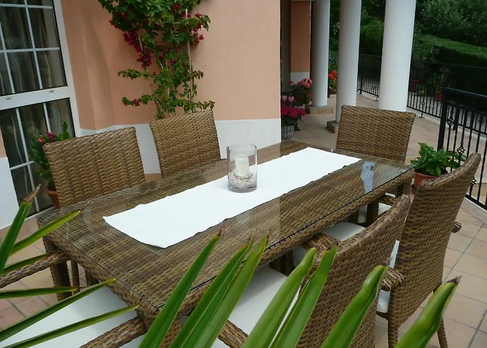 Barackvirag Vendeghaz Tihany