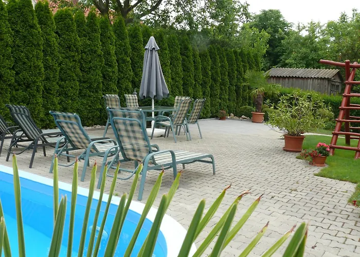 Gasthof Barackvirag Vendeghaz 3*